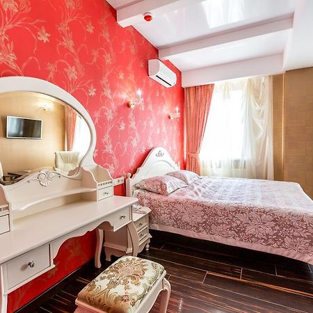 Hotel Premier 카미얀스케 외부 사진