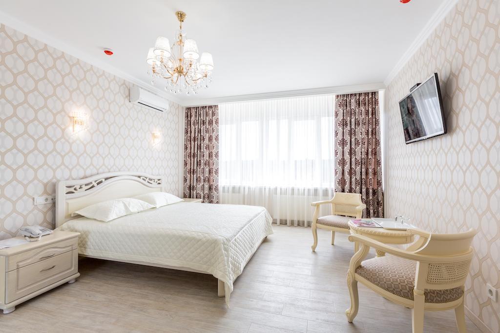 Hotel Premier 카미얀스케 객실 사진